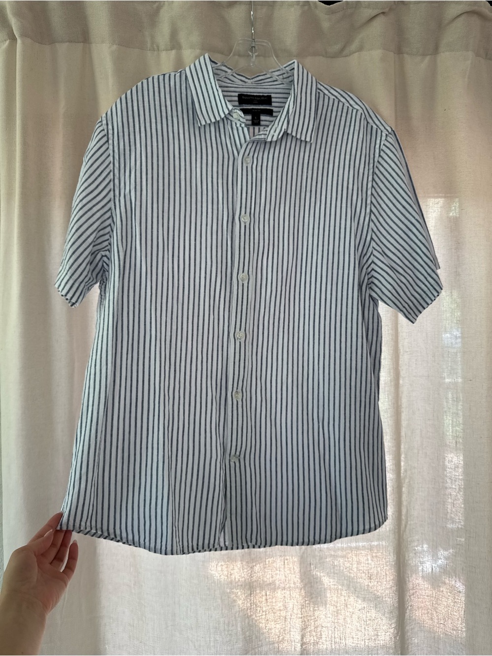 Banana Republic white and blue striped linen shirt